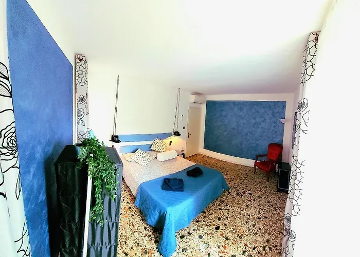 The Hatter's Apartment *